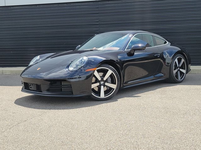 Certified 2025 Porsche 911 Carrera RWD image 1