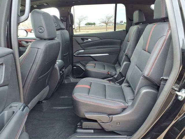 New 2026 Chevrolet Traverse RS image 17