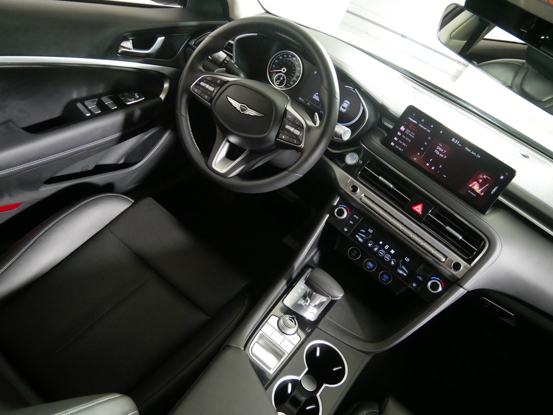 Certified 2026 Genesis G70 2.5T AWD/4WD image 9