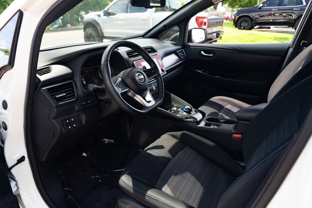 Used 2025 Nissan Leaf SV Plus FWD image 21