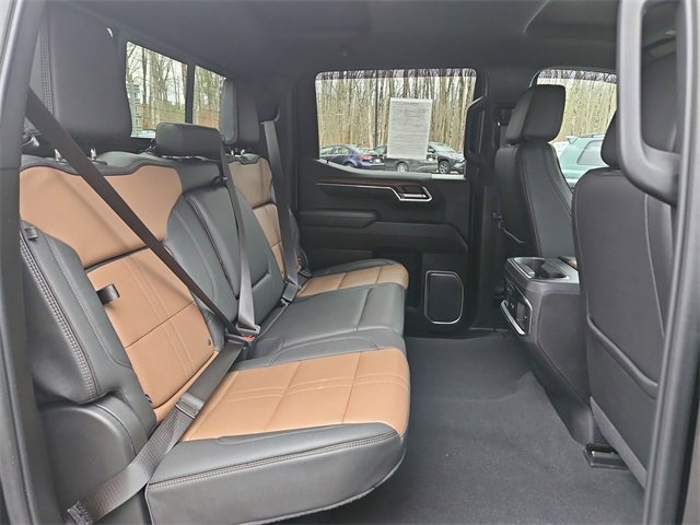 Used 2023 Chevrolet Silverado 1500 High Country w/ Technology Package image 27