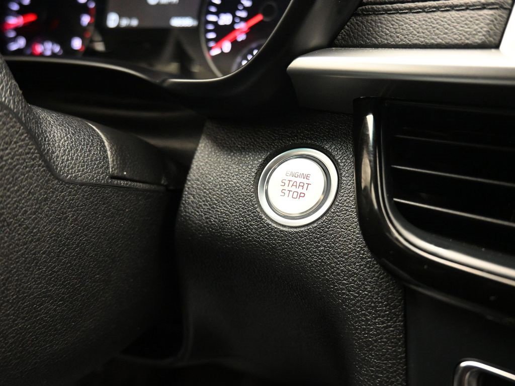 Used 2019 Kia Optima SX w/ SX Limited (Black) Package image 29