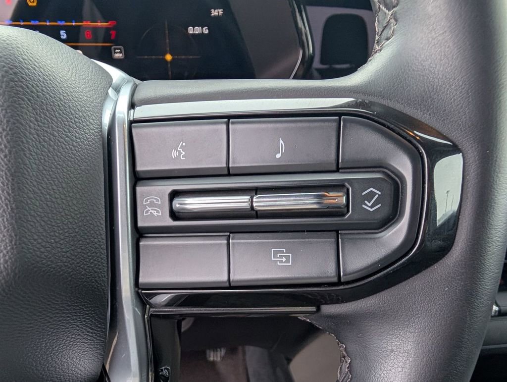 Used 2024 Chevrolet Colorado ZR2 w/ Technology Package image 28