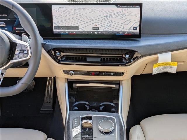 Used 2025 BMW 330i Sedan w/ M Sport Package image 11