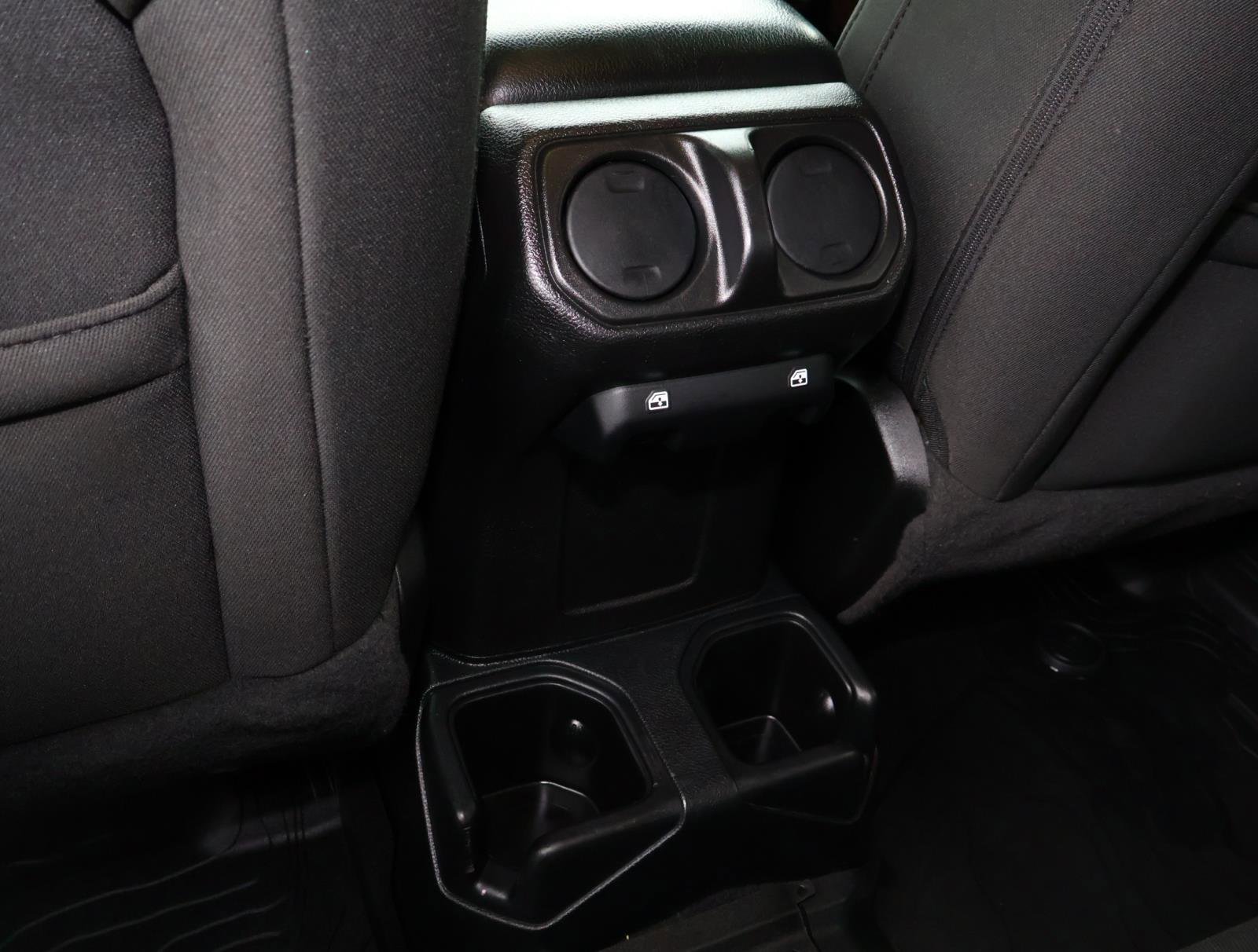 Used 2021 Jeep Gladiator Willys image 14