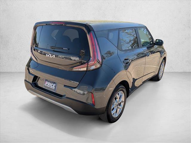 Used 2025 Kia Soul LX w/ LX Technology Package image 5
