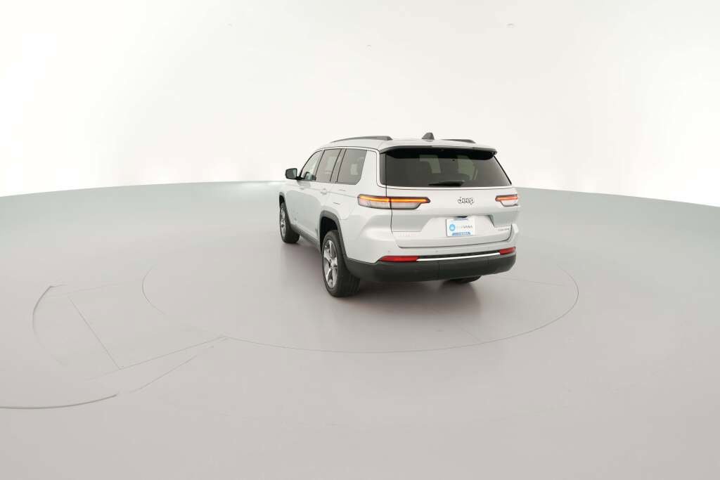 New 2025 Jeep Grand Cherokee L Limited image 9