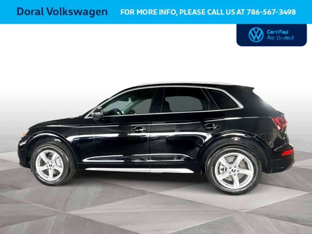 Used 2023 Audi Q5 2.0T Premium w/ Convenience Package image 5