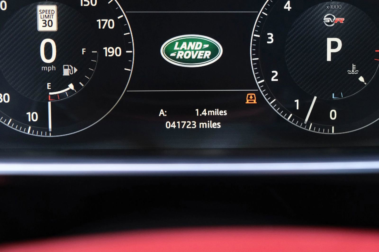 Used 2017 Land Rover Range Rover Sport SVR image 40