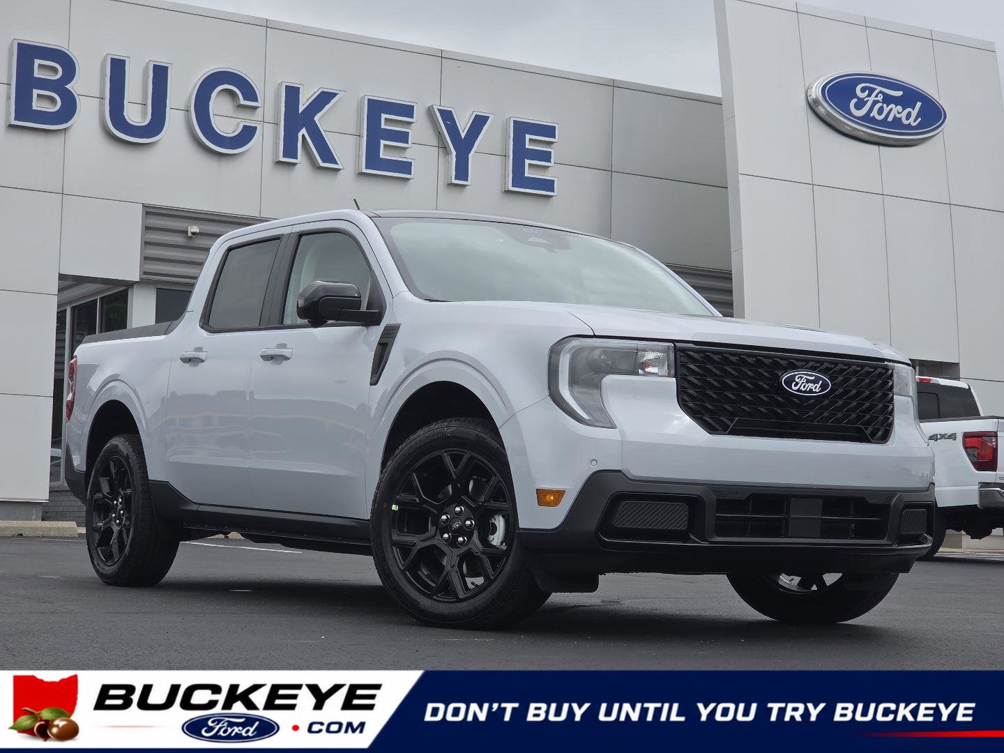 New 2026 Ford Maverick Lariat w/ Black Appearance Package