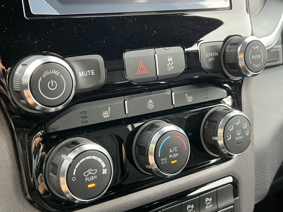 New 2027 RAM 2500 Big Horn AWD/4WD image 28