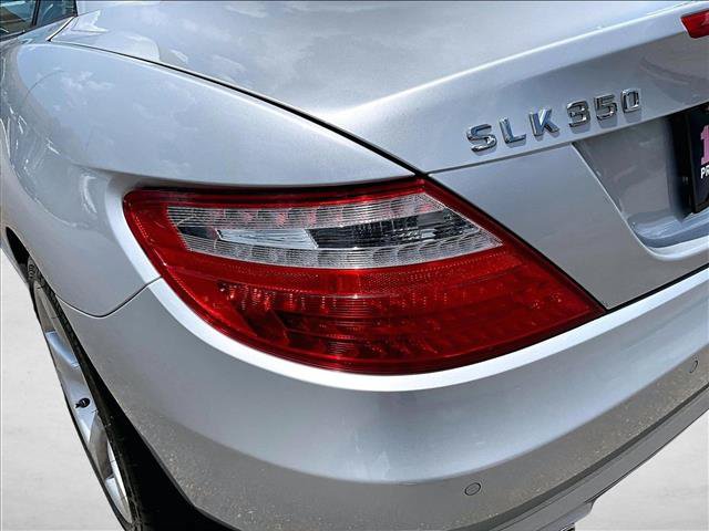 Used 2012 Mercedes-Benz SLK 350 image 28