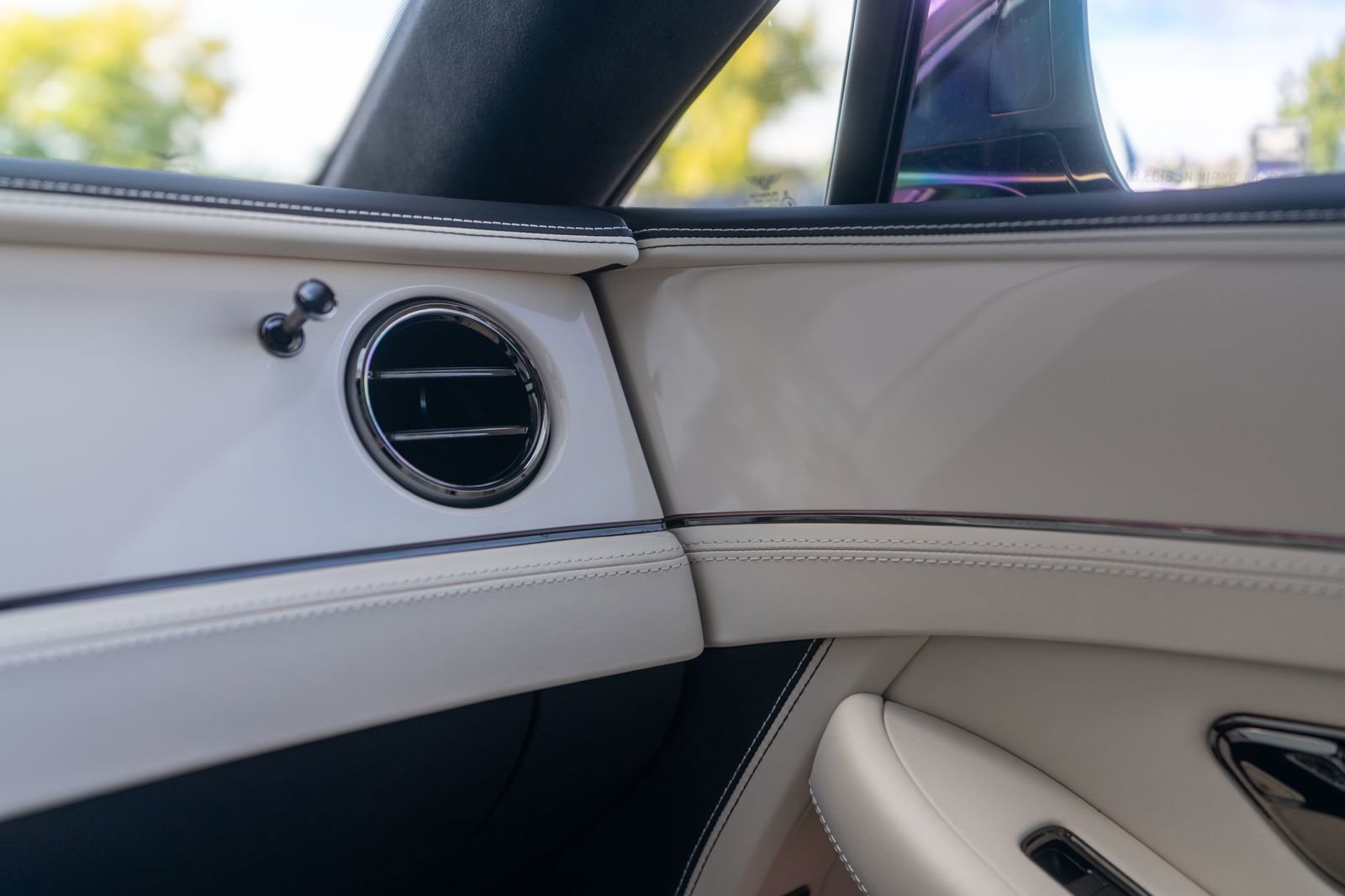 New 2026 Bentley Continental GT image 32