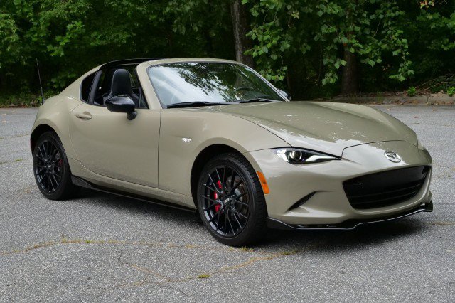 Used 2024 MAZDA MX-5 Miata RF Club w/ Weather Package RWD image 4
