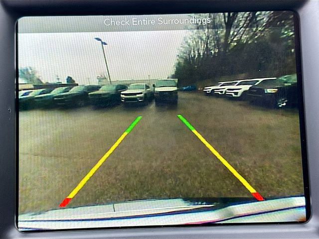 Used 2018 Chrysler 300 Limited w/ Safetytec Plus Group image 15