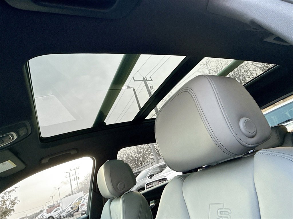 Used 2018 Audi SQ5 Premium Plus image 24