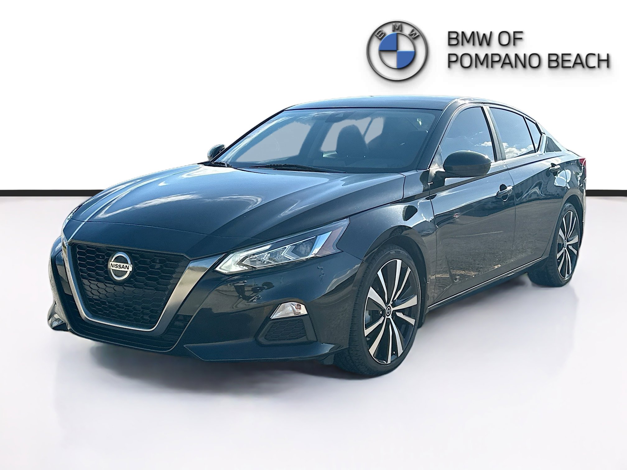 Used 2021 Nissan Altima 2.5 SR image 3