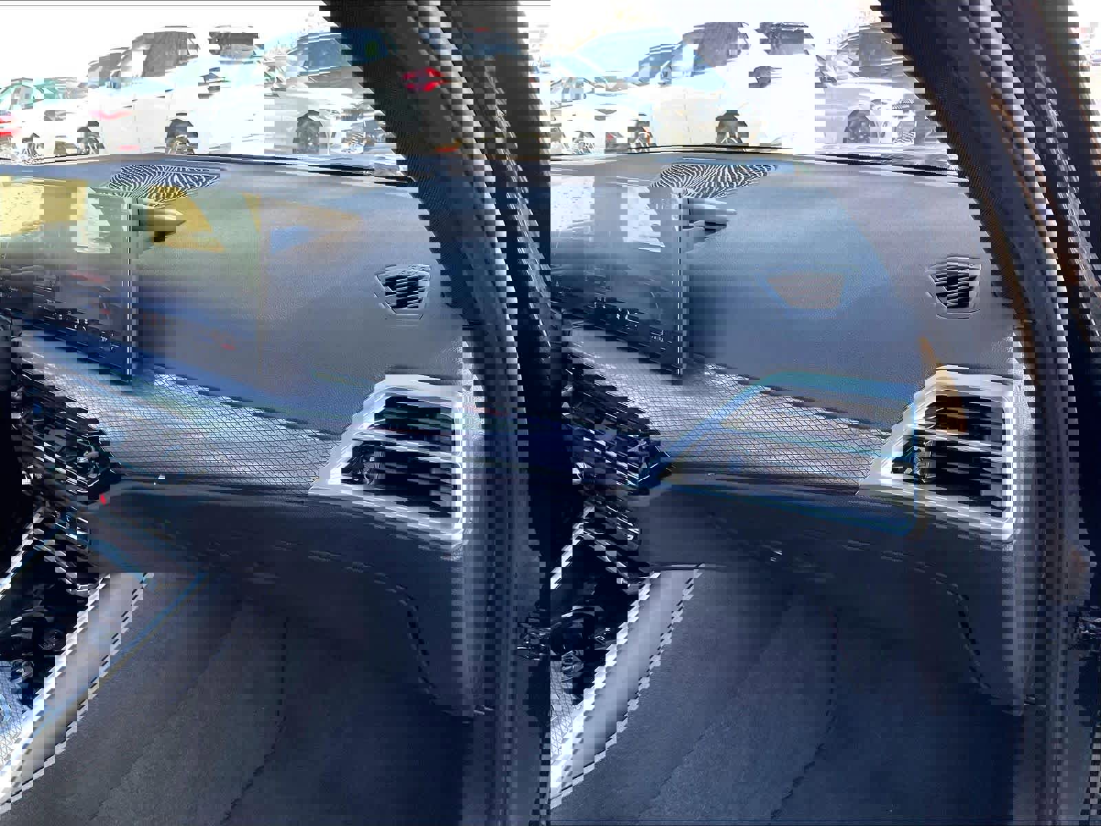 Certified 2025 BMW 330i xDrive Sedan w/ Convenience Package image 17