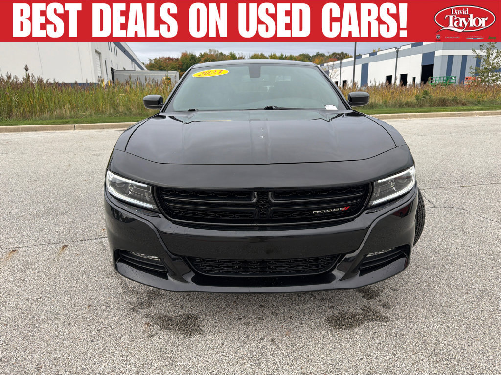 Used 2023 Dodge Charger SXT w/ Blacktop Package AWD/4WD image 9