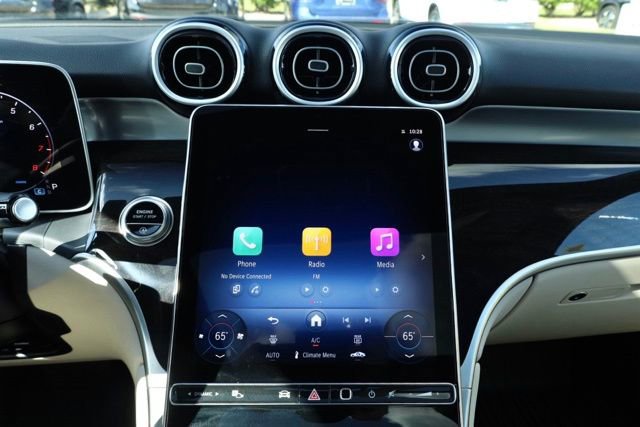 New 2025 Mercedes-Benz GLC 300 image 19