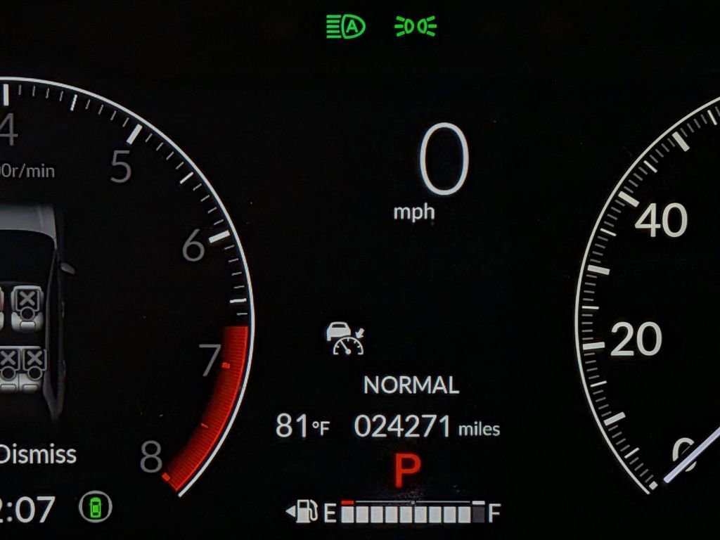 Used 2025 Honda HR-V Sport image 16