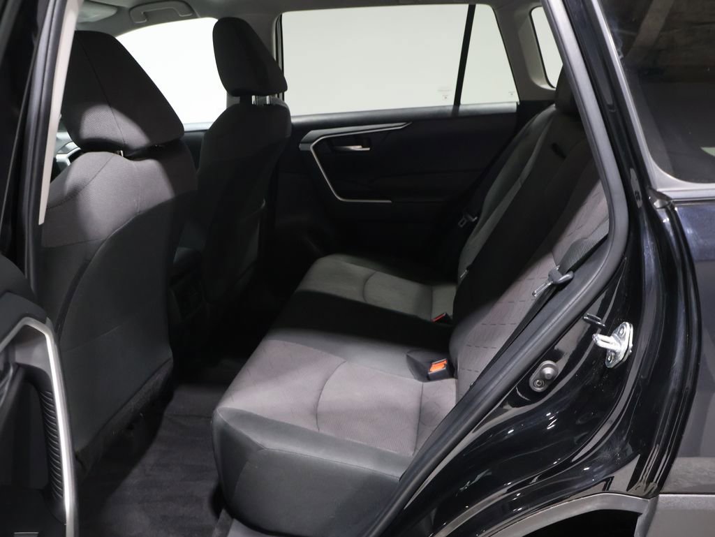 Used 2024 Toyota RAV4 XLE image 17