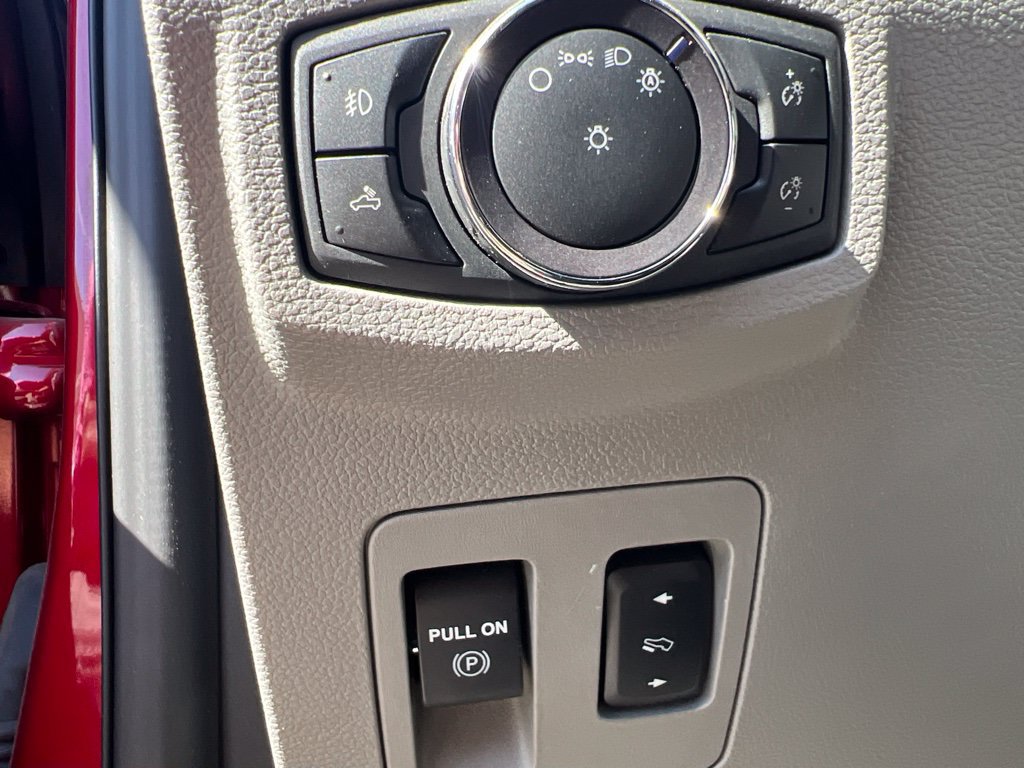 Used 2019 Ford F150 XLT w/ Equipment Group 302A Luxury RWD image 12