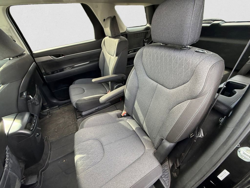 Used 2021 Hyundai Palisade SEL w/ Winter Package image 11