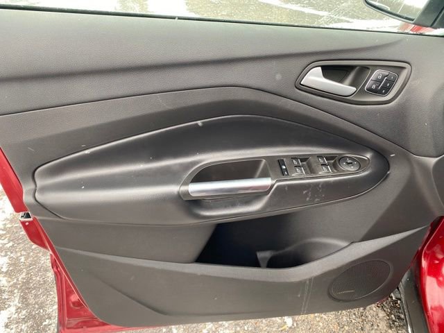 Used 2019 Ford Escape Titanium image 15