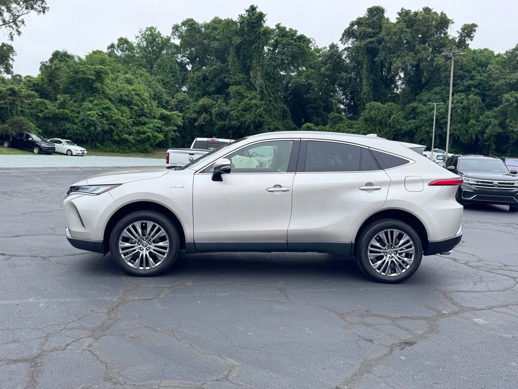 Used 2021 Toyota Venza XLE w/ Softex Package AWD/4WD image 40