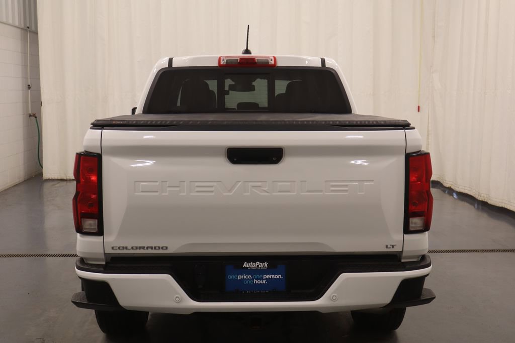 Used 2023 Chevrolet Colorado LT w/ LT Convenience Package II AWD/4WD image 8