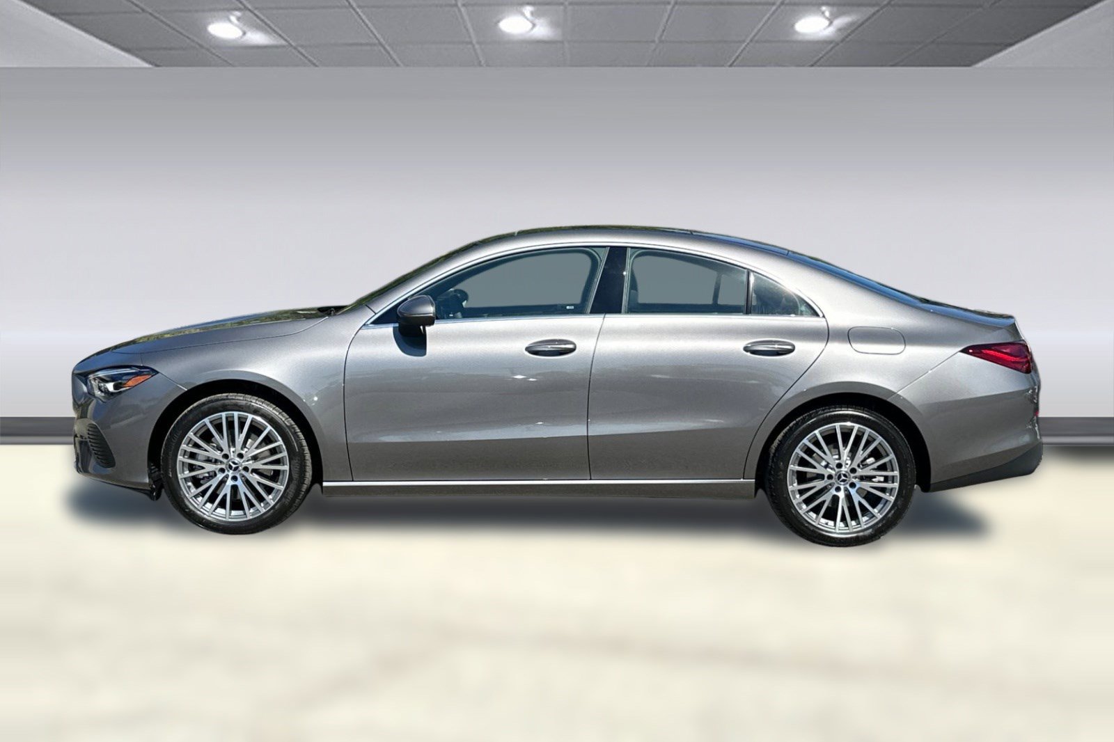 Used 2026 Mercedes-Benz CLA 250 image 2