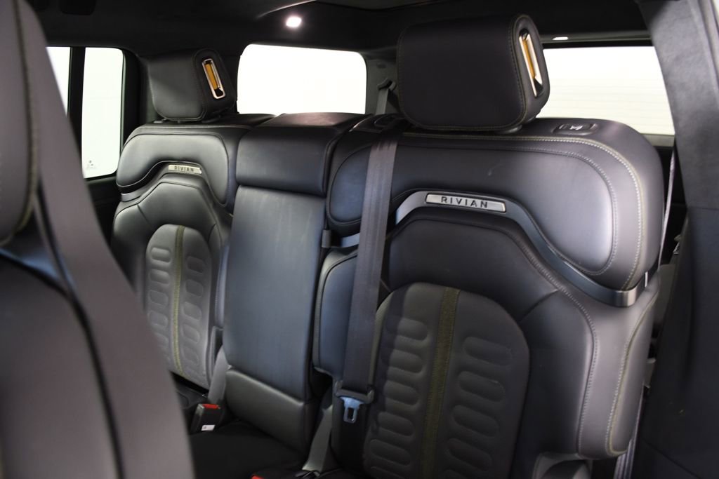 Used 2024 Rivian R1S Adventure AWD/4WD image 27