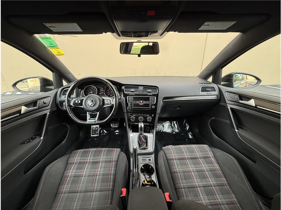 Used 2017 Volkswagen GTI S FWD image 15