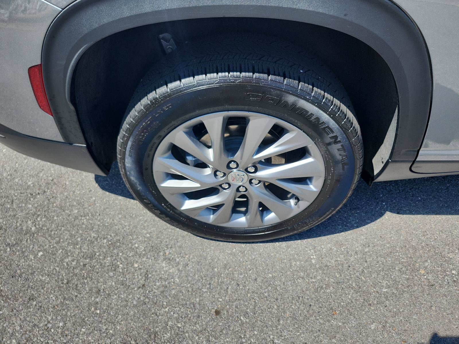 Used 2025 Buick Enclave Preferred w/ Trailering Package, 5000 lbs. FWD image 5