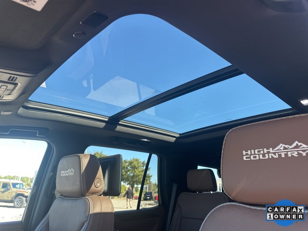 Used 2024 Chevrolet Tahoe High Country w/ Advanced Technology Package image 2