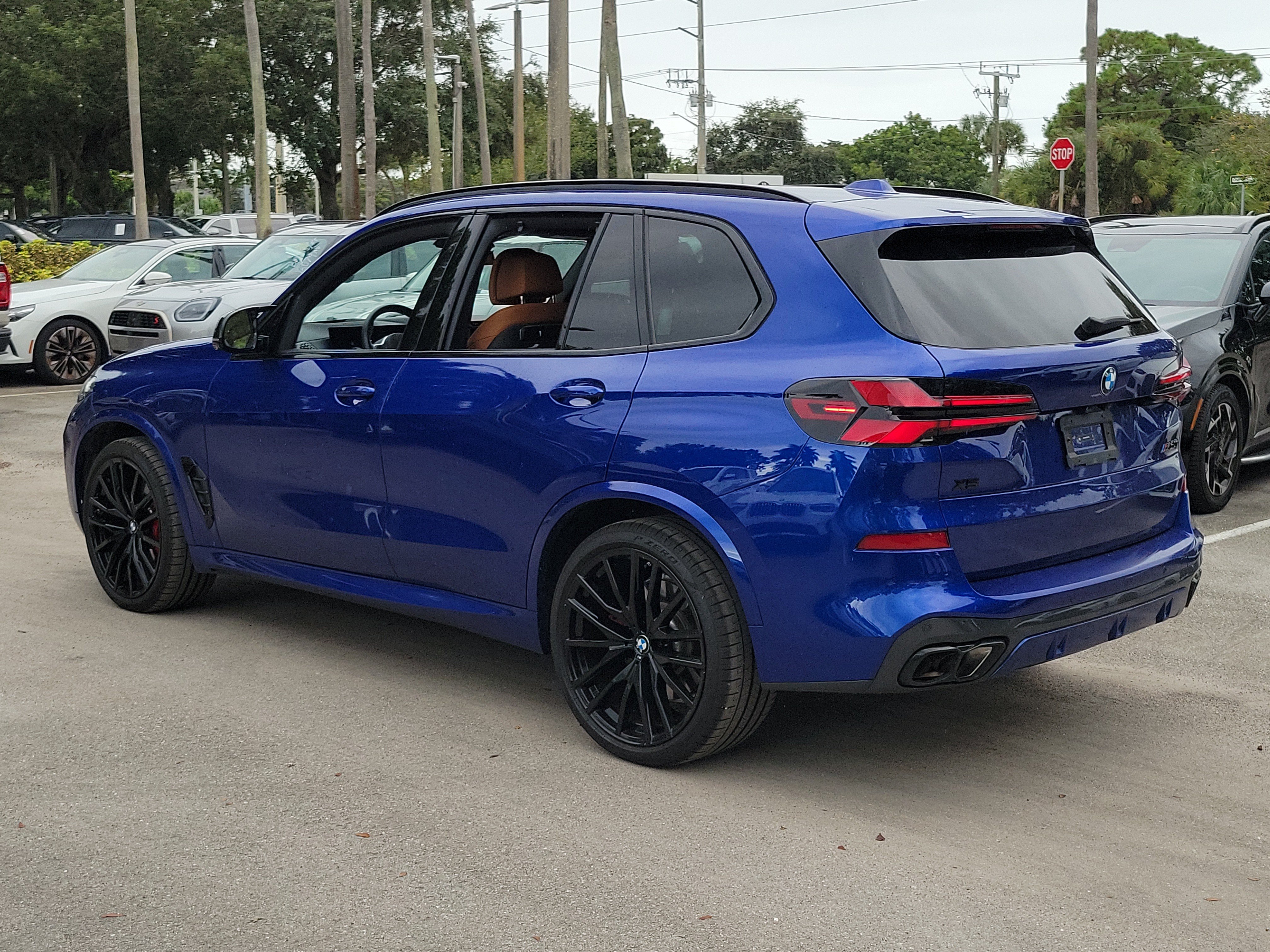Used 2025 BMW X5 M60i AWD/4WD image 5