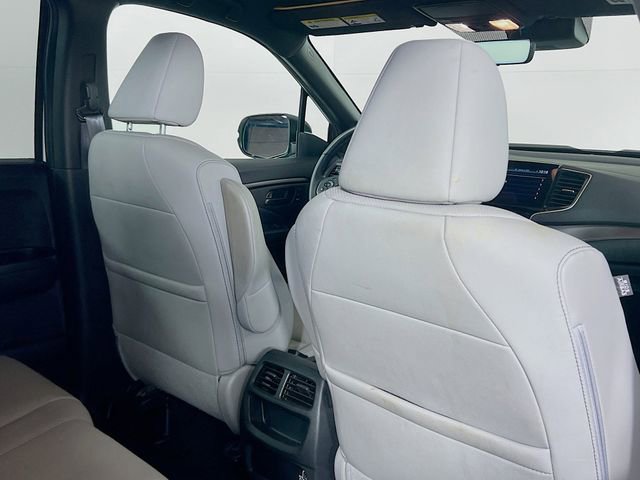 Used 2023 Honda Passport EX-L image 23