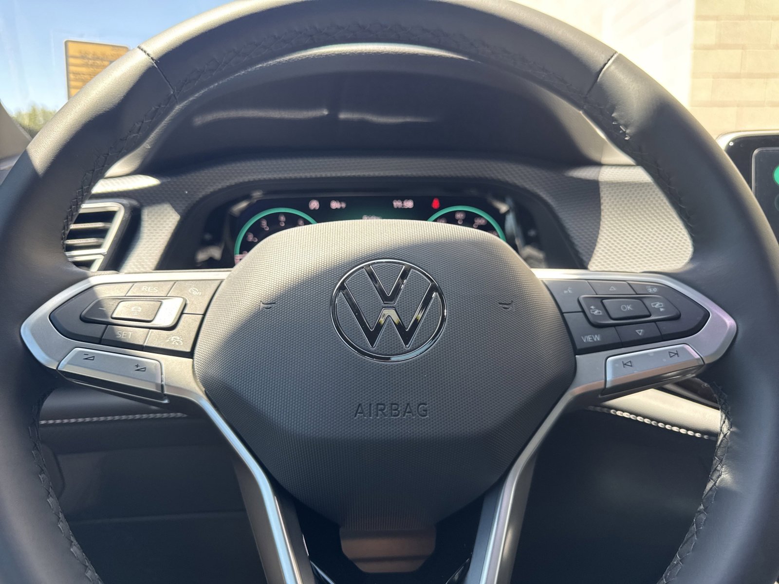 New 2026 Volkswagen Atlas Cross Sport SEL Premium R-Line AWD/4WD image 30