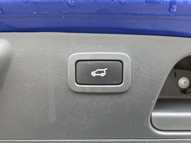 Used 2018 Jaguar E-PACE R-Dynamic HSE image 44