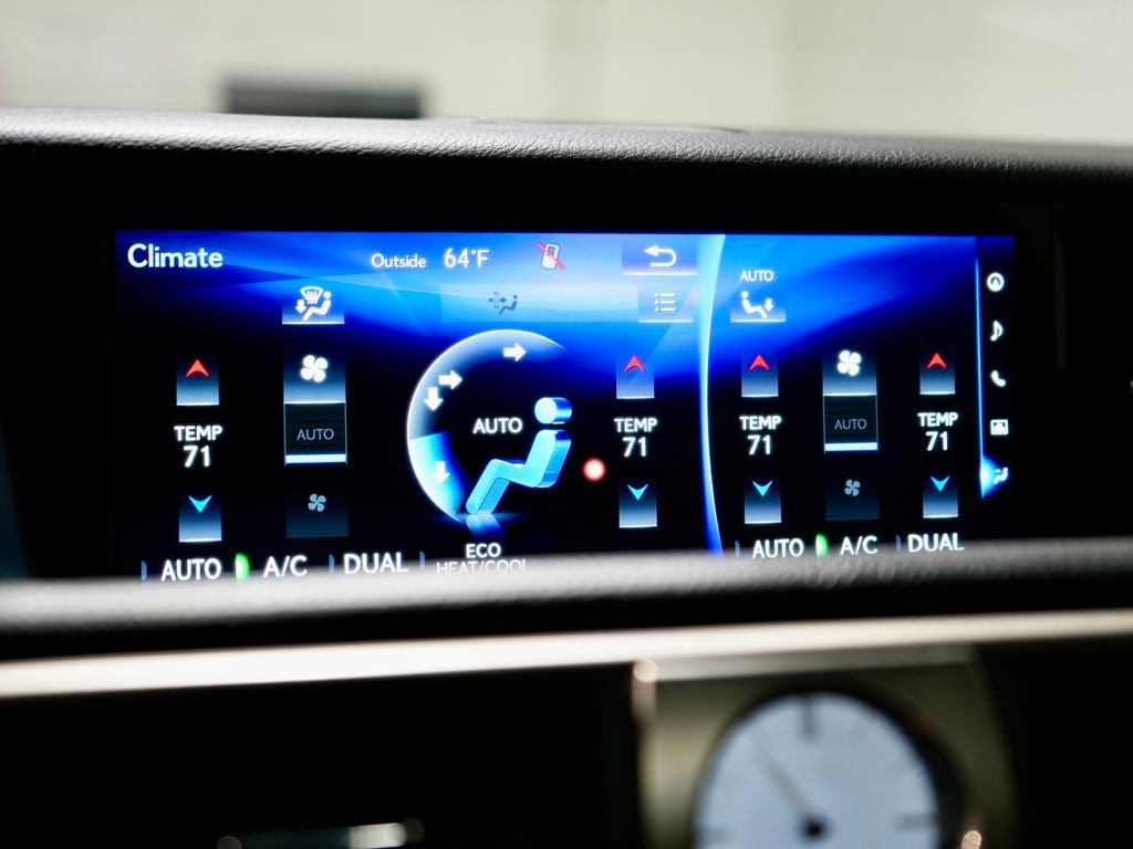 Used 2018 Lexus IS 300 300 w/ Comfort Package image 20