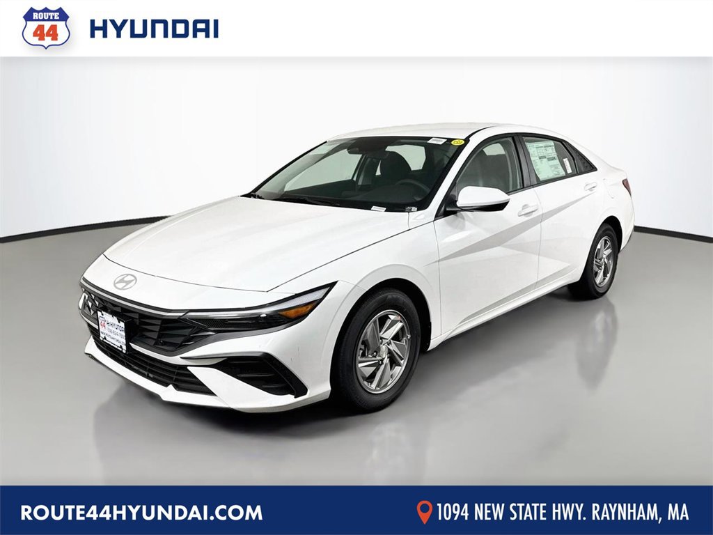 New 2026 Hyundai Elantra SE FWD image 1