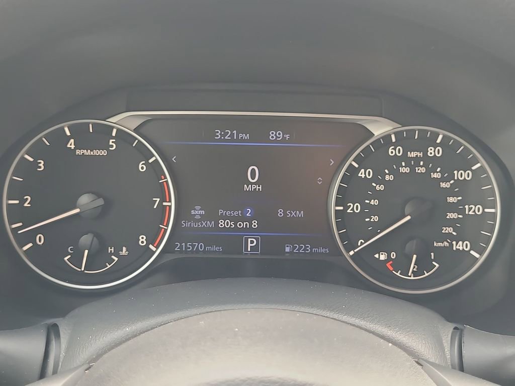 Used 2025 Nissan Altima 2.5 SV FWD image 11