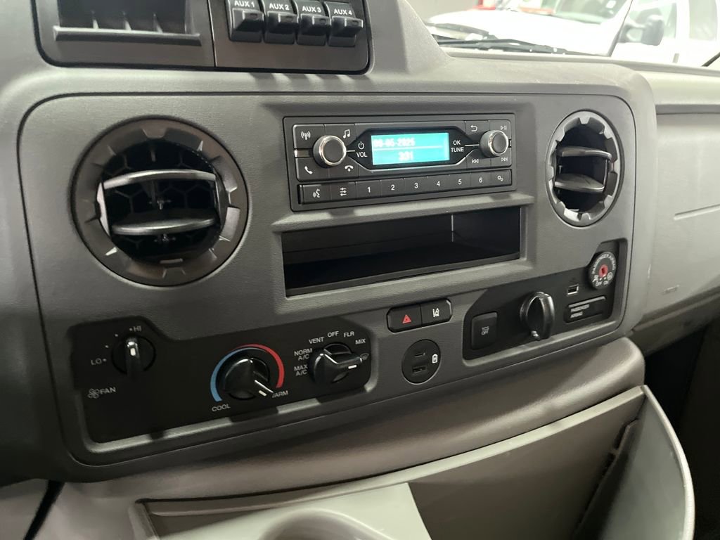 Used 2023 Ford E-350 and Econoline 350 Super Duty w/ Driver's Safety Package image 20