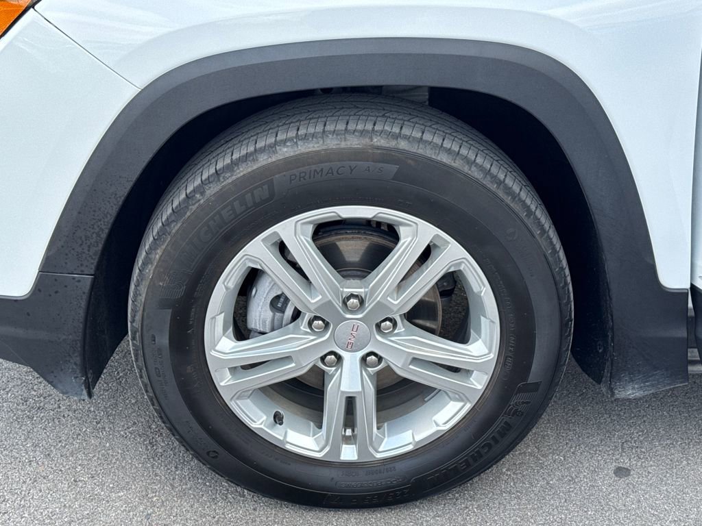 Used 2024 GMC Terrain SLE image 24