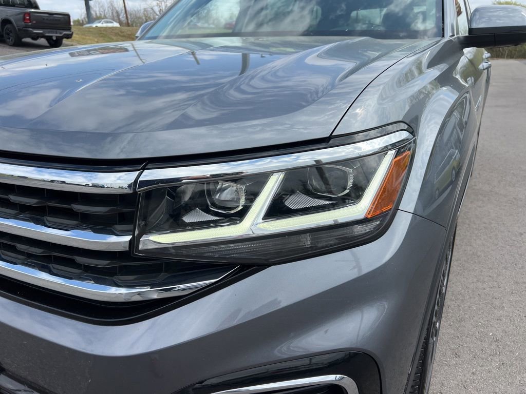 Used 2022 Volkswagen Atlas SEL Premium image 10