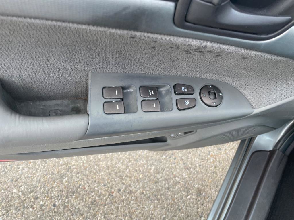 Used 2010 Hyundai Sonata GLS image 16