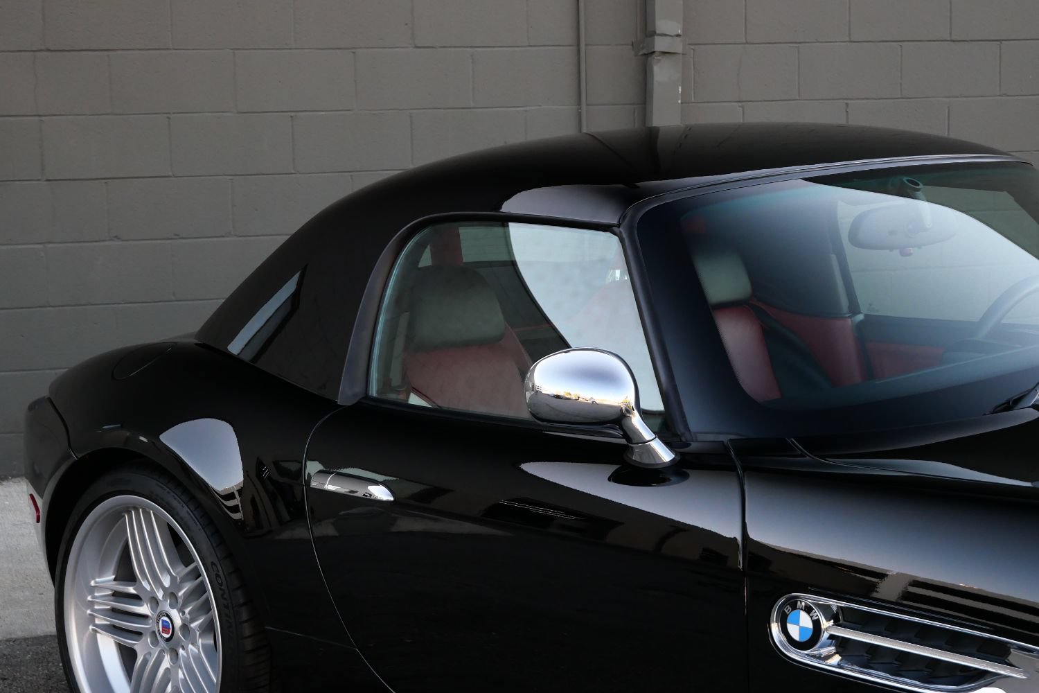 Used 2001 BMW Z8 RWD image 51