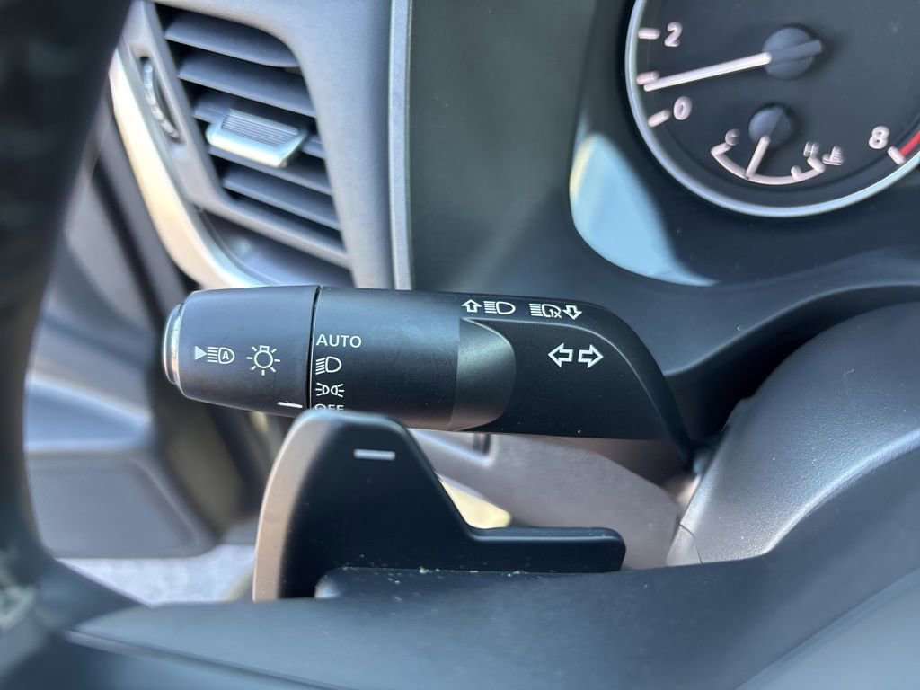 Certified 2026 Nissan Rogue SV AWD/4WD image 34