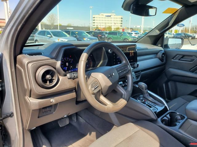 Used 2024 Chevrolet Colorado Trail Boss w/ Advanced Trailering Package AWD/4WD image 11